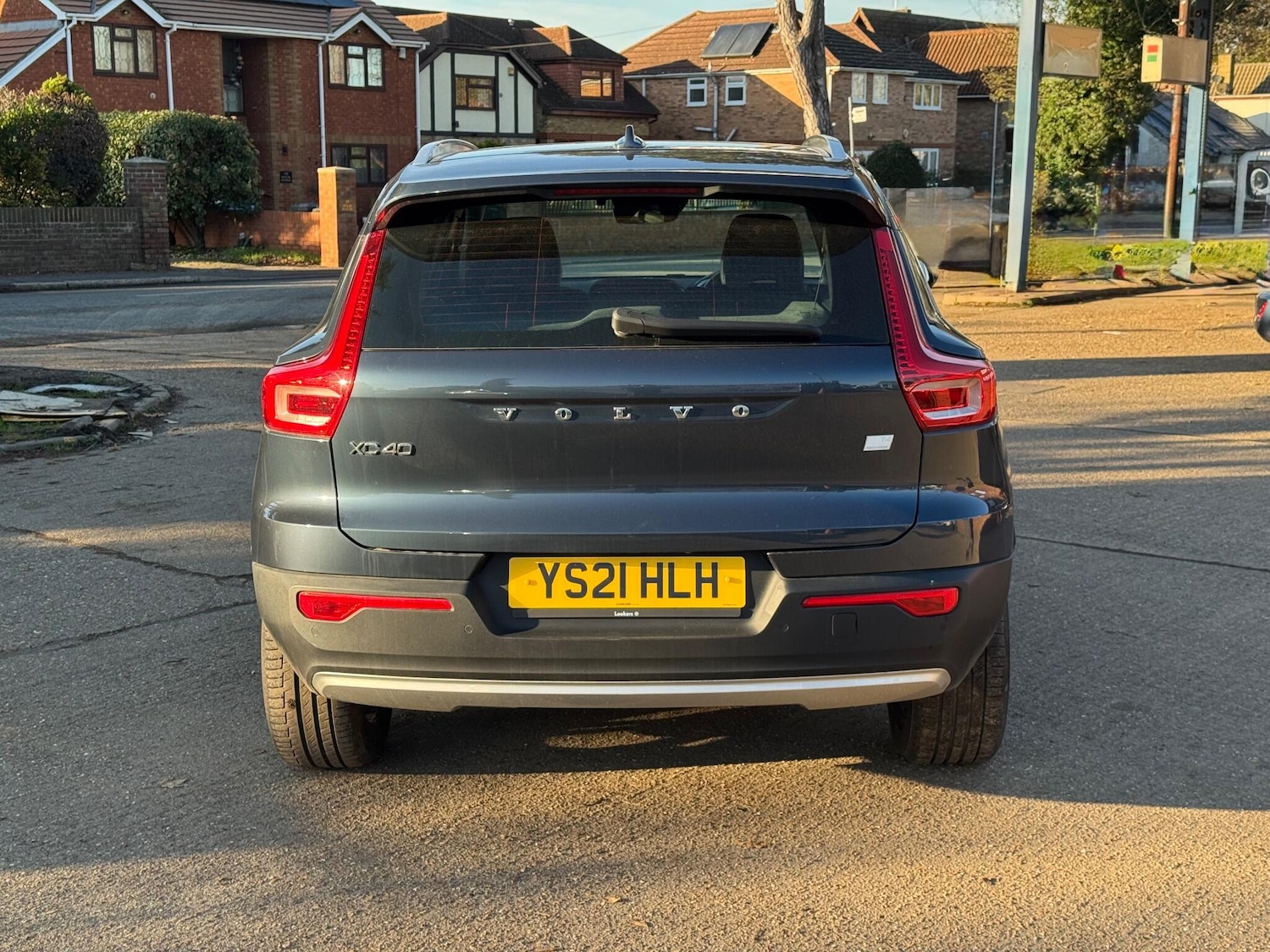 Used Volvo XC40 for sale - 76659353: Photo 4