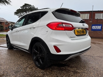 Used Ford Fiesta 2021 for sale - 76440946: Photo