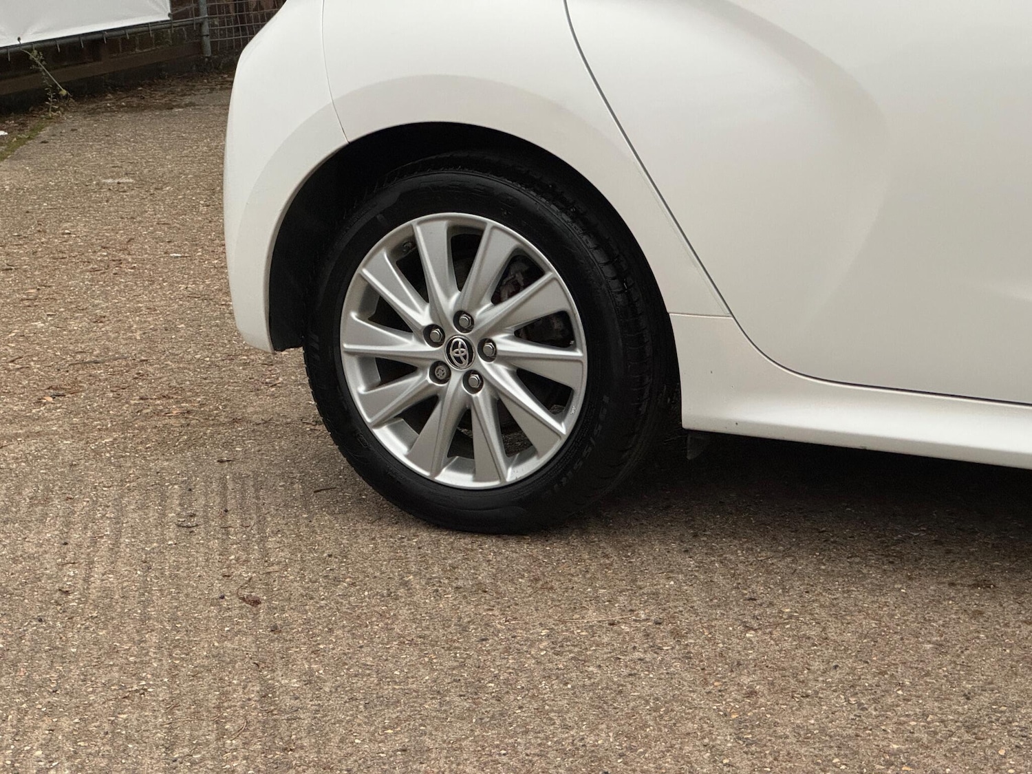 Used Toyota Yaris 2022 for sale - 76997388: Photo 15