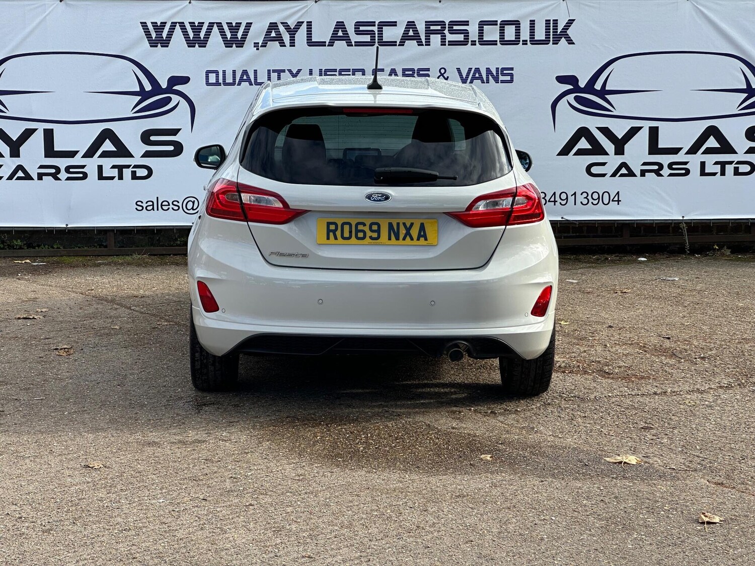 Used Ford Fiesta 2019 for sale - 76359960: Photo 12