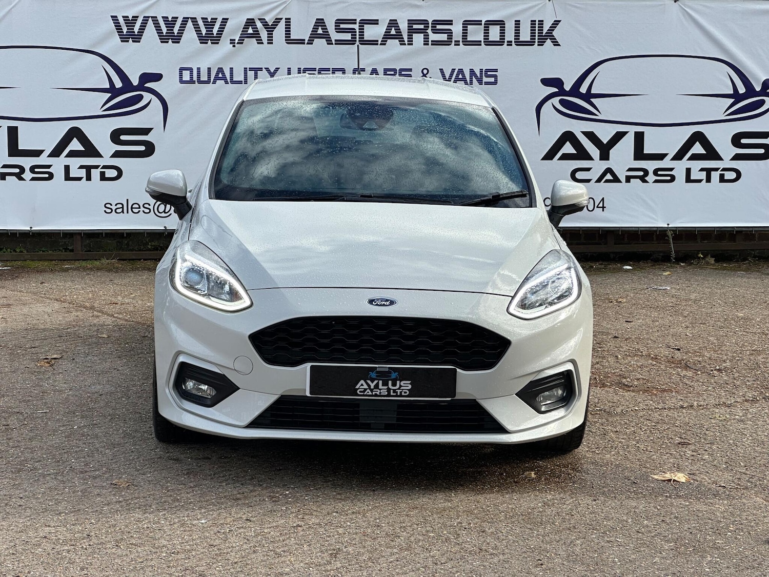 Used Ford Fiesta 2019 for sale - 76359960: Photo 2