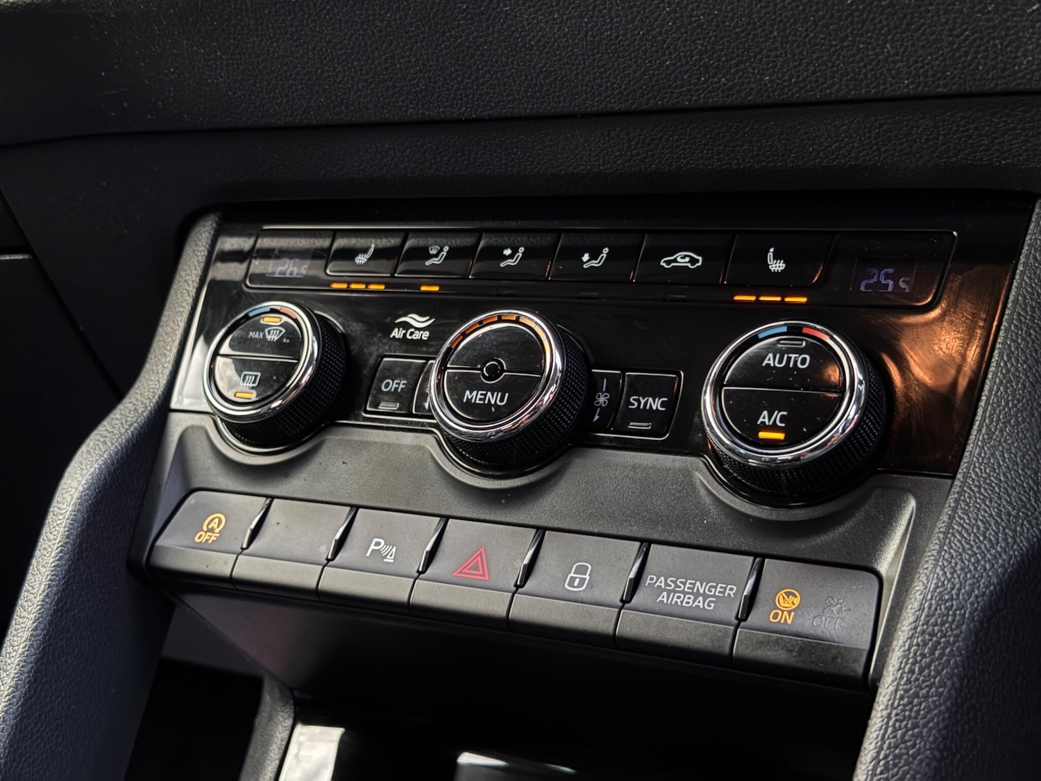 Used Skoda Karoq 2020 for sale - 77203691: Photo 21