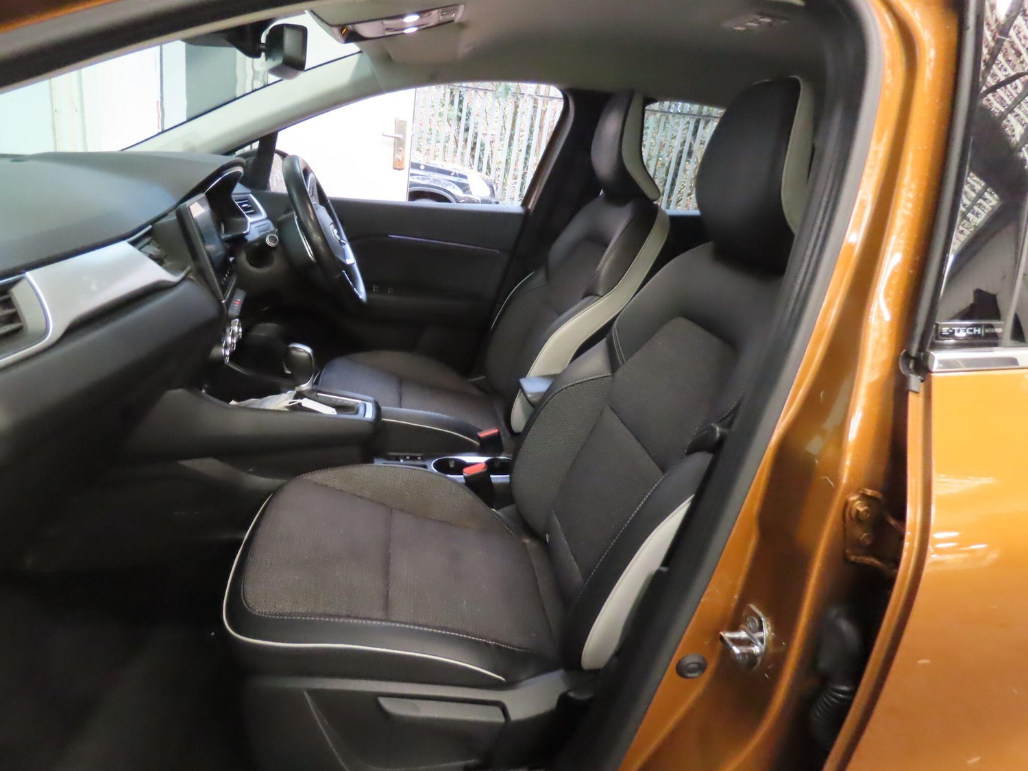 Used Renault Captur 2021 for sale - 77467964: Photo 12