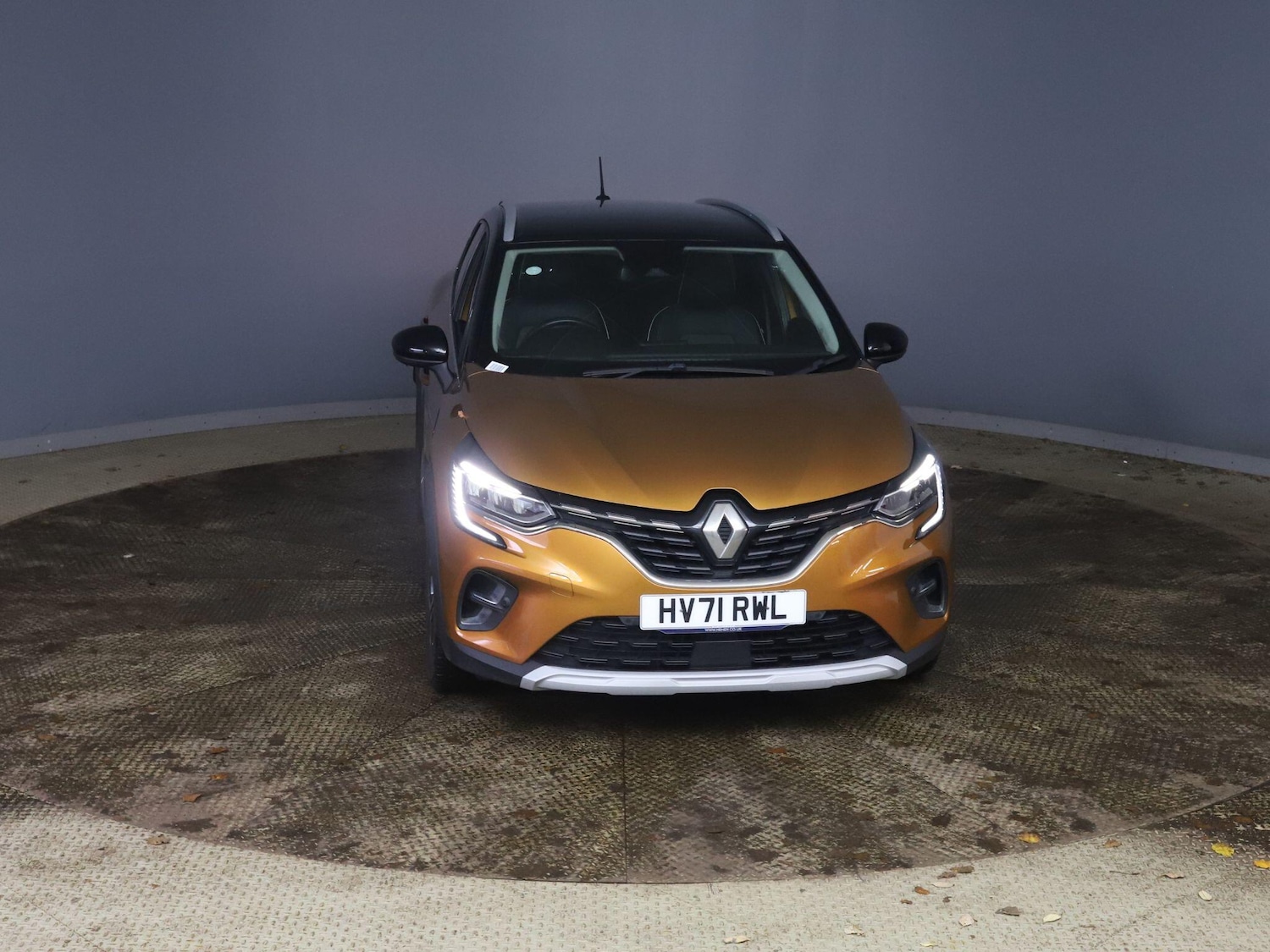 Used Renault Captur 2021 for sale - 77467964: Photo 2
