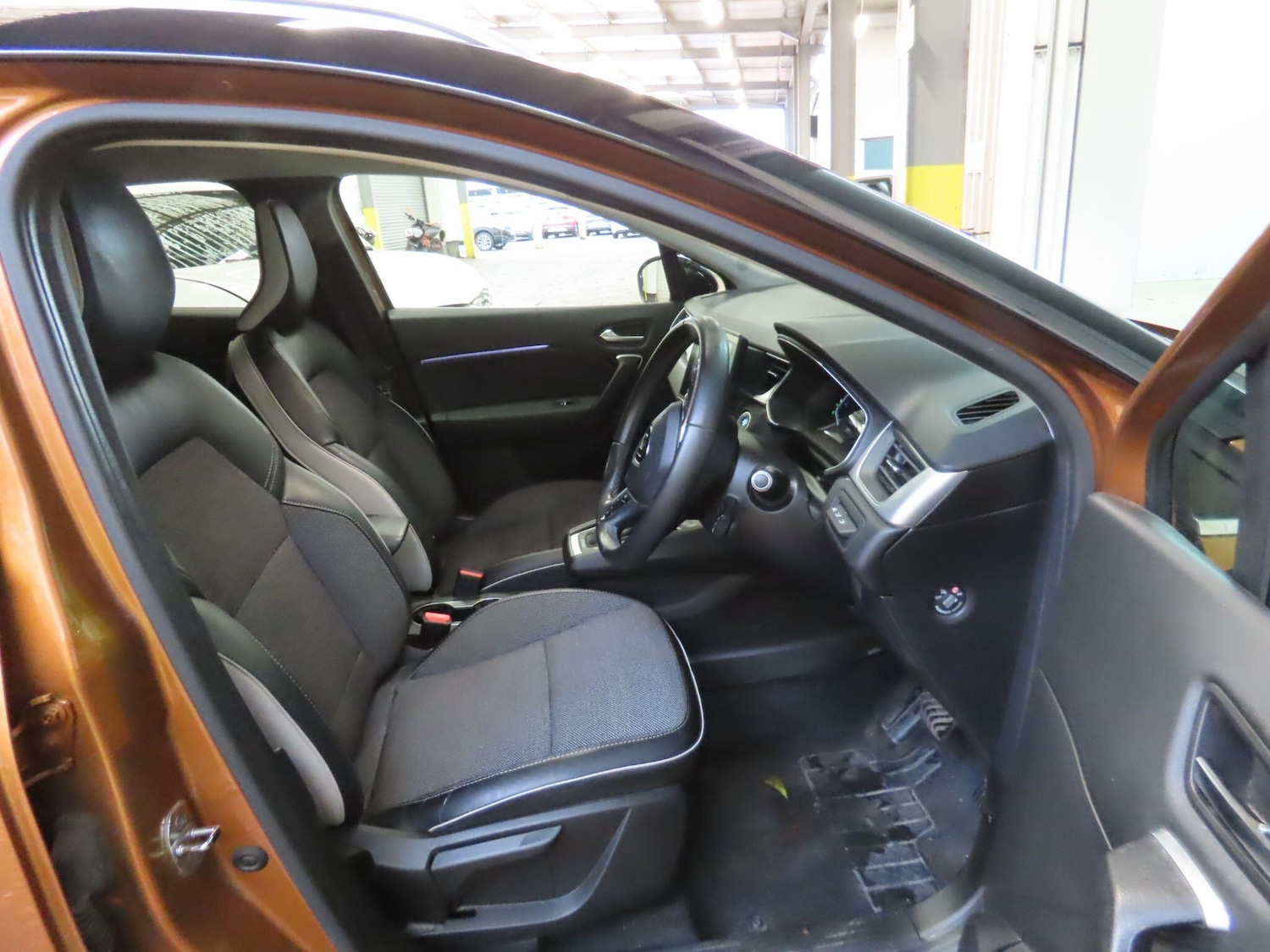 Used Renault Captur 2021 for sale - 77467964: Photo 7