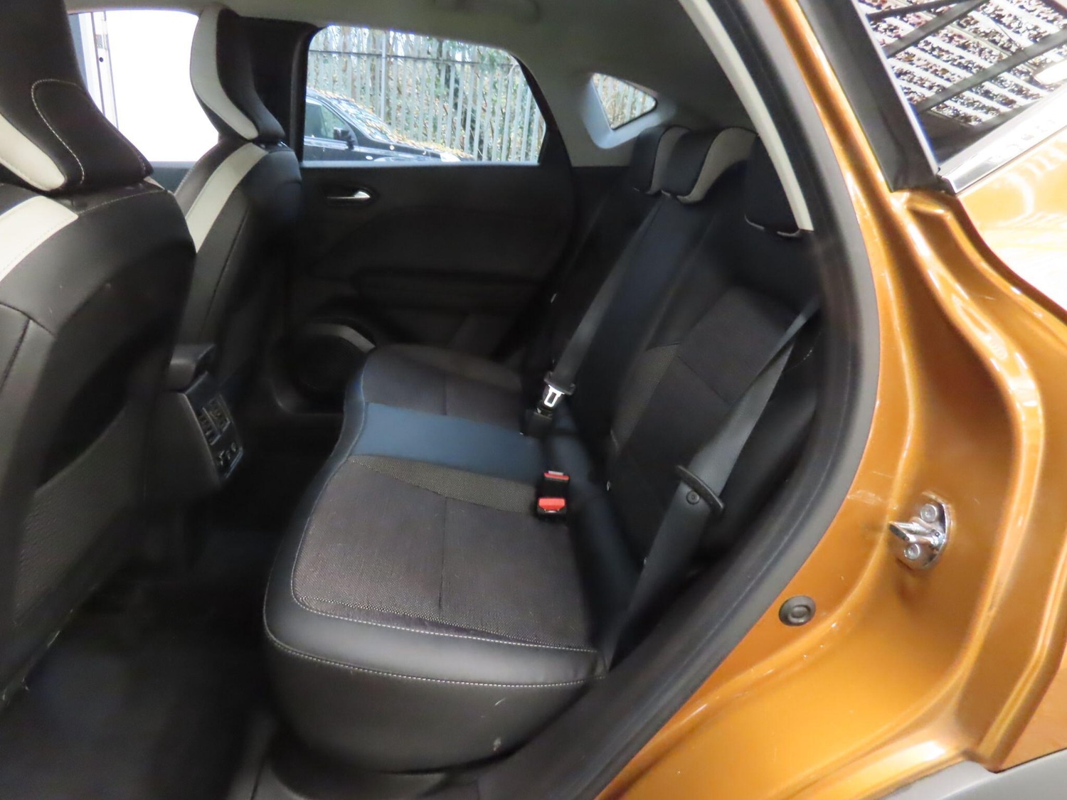 Used Renault Captur 2021 for sale - 77467964: Photo 8