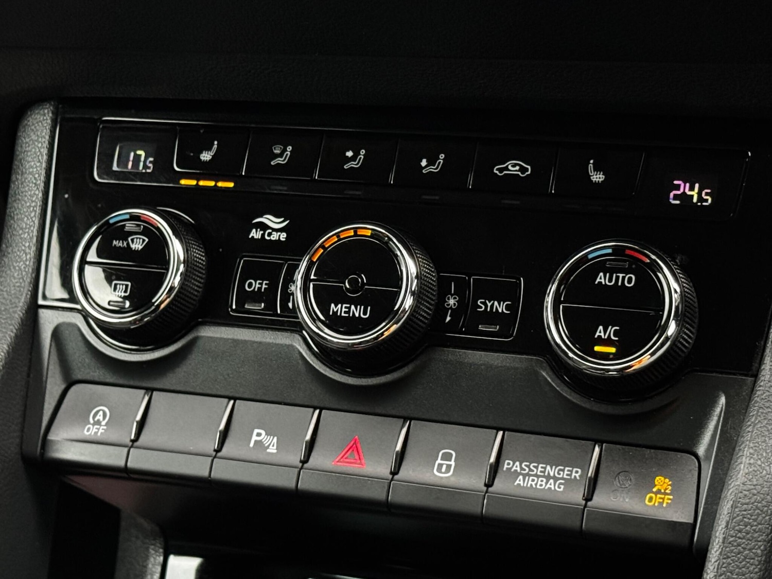 Used Skoda Karoq 2018 for sale - 77671764: Photo 31