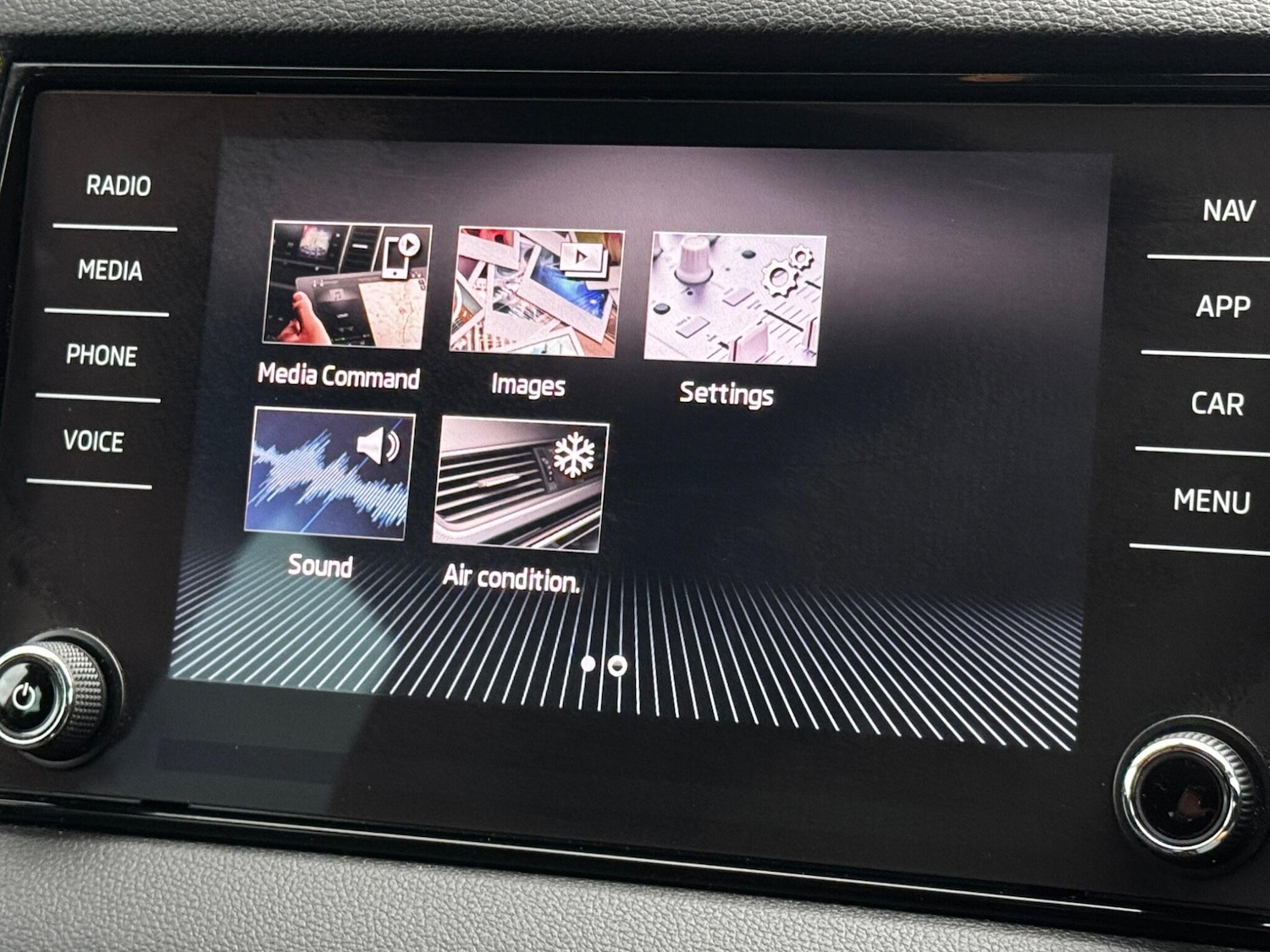 Used Skoda Karoq 2018 for sale - 77671764: Photo 39