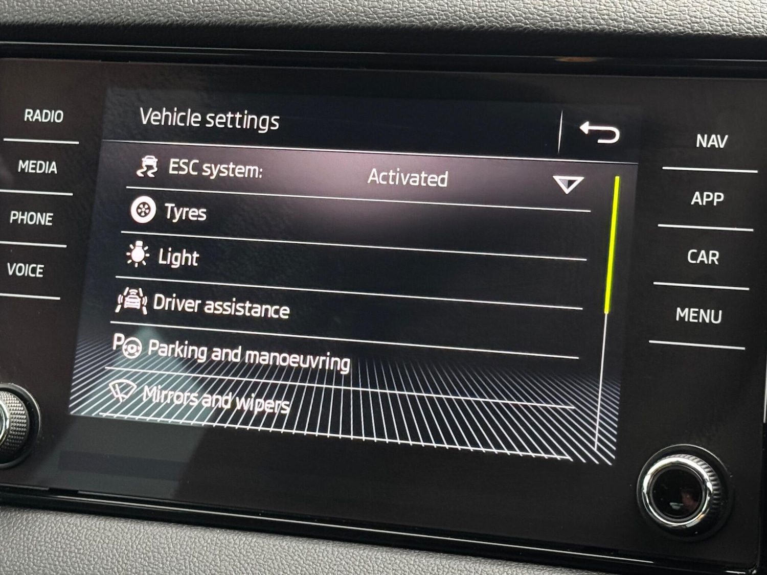 Used Skoda Karoq 2018 for sale - 77671764: Photo 45