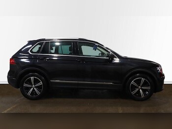 Used Volkswagen Tiguan 2017 for sale - 77216295: Photo