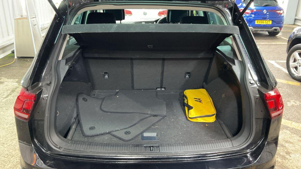 Used Volkswagen Tiguan for sale - 77216295: Photo 7