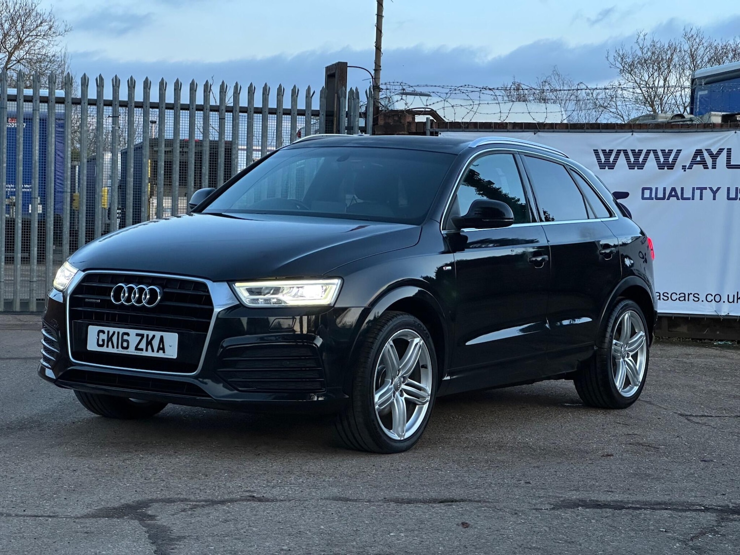 Used Audi Q3 2016 for sale - 77155616: Photo 2