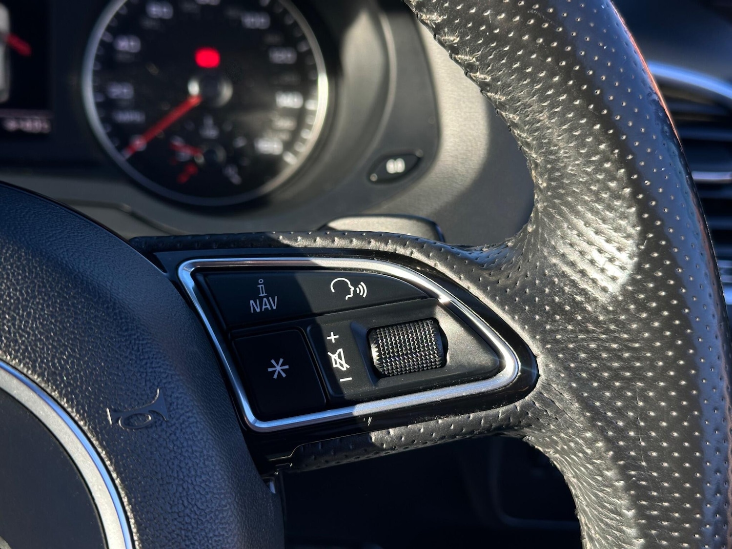 Used Audi Q3 2016 for sale - 77155616: Photo 25