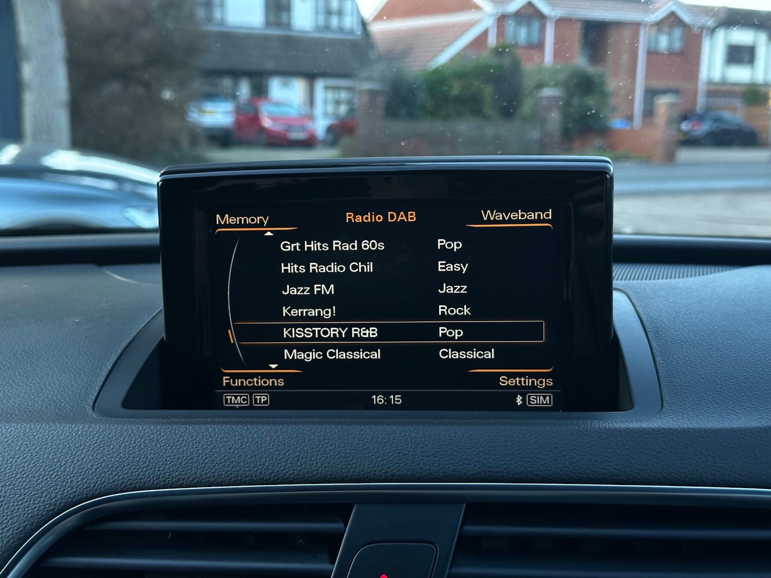 Used Audi Q3 2016 for sale - 77155616: Photo 35