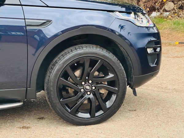 Used Land Rover Discovery Sport for sale - 76314403: Photo 32
