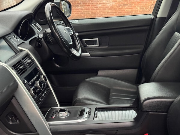 Used Land Rover Discovery Sport for sale - 76314403: Photo 48