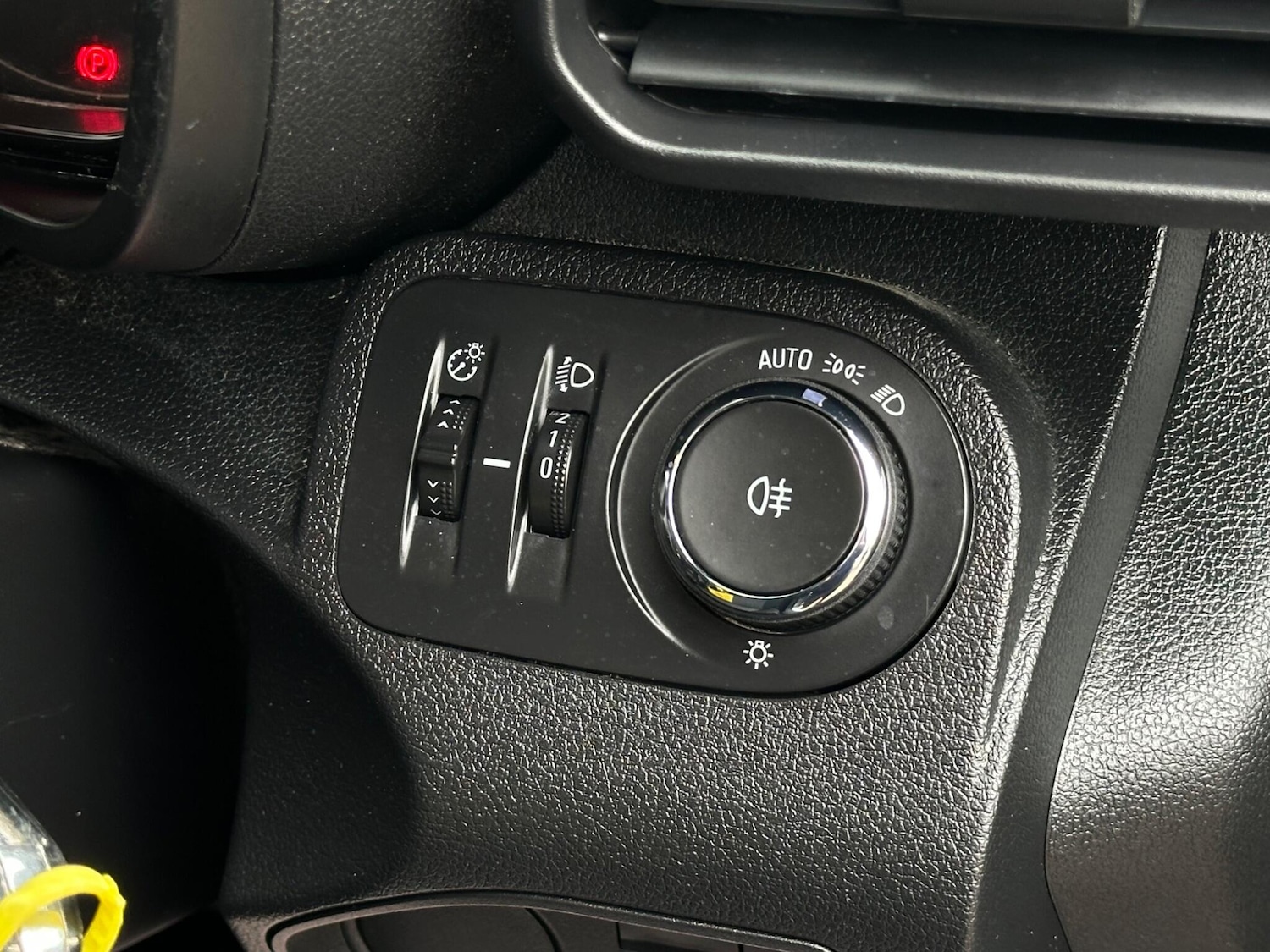 Used Vauxhall Combo 2019 for sale - 77330900: Photo 15