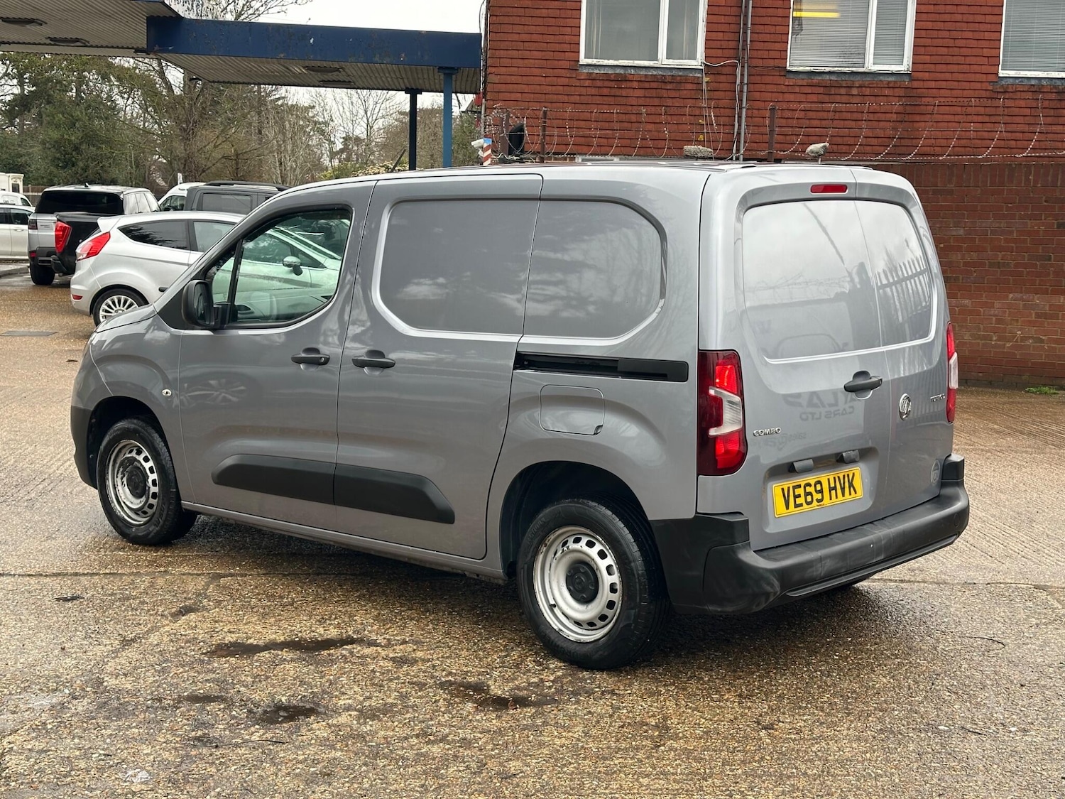 Used Vauxhall Combo 2019 for sale - 77330900: Photo 7