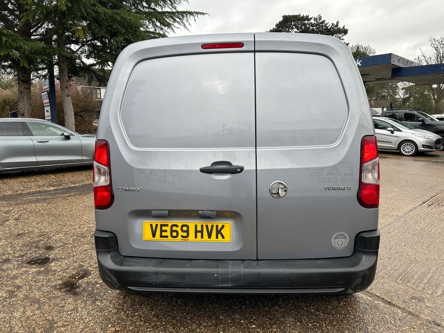 Used Vauxhall Combo 2019 for sale - 77330900: Photo 8