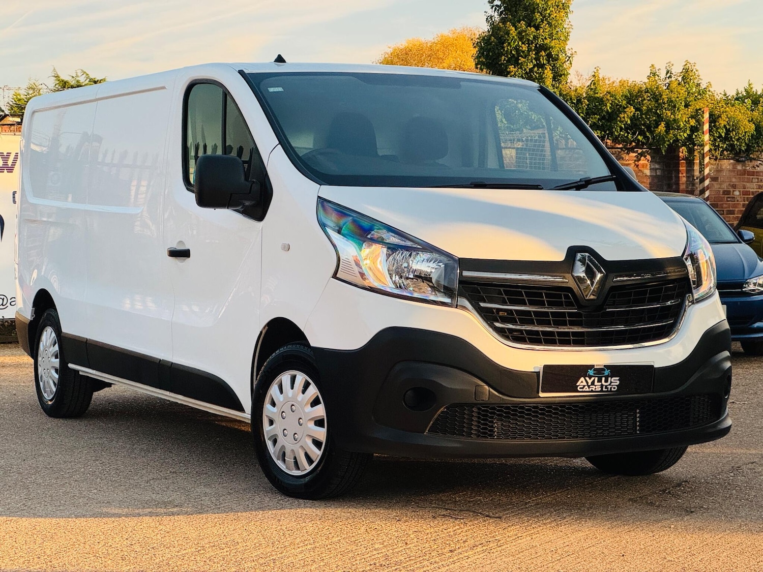 Used Renault Trafic 2021 for sale - 76270304: Photo 1
