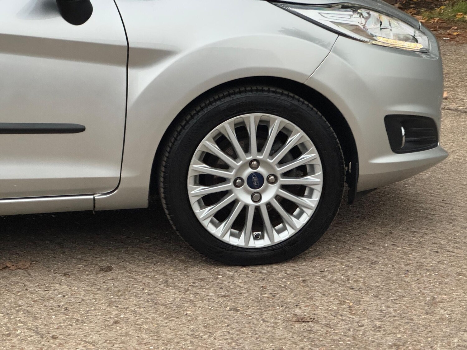 Used Ford Fiesta 2015 for sale - 76326265: Photo 25