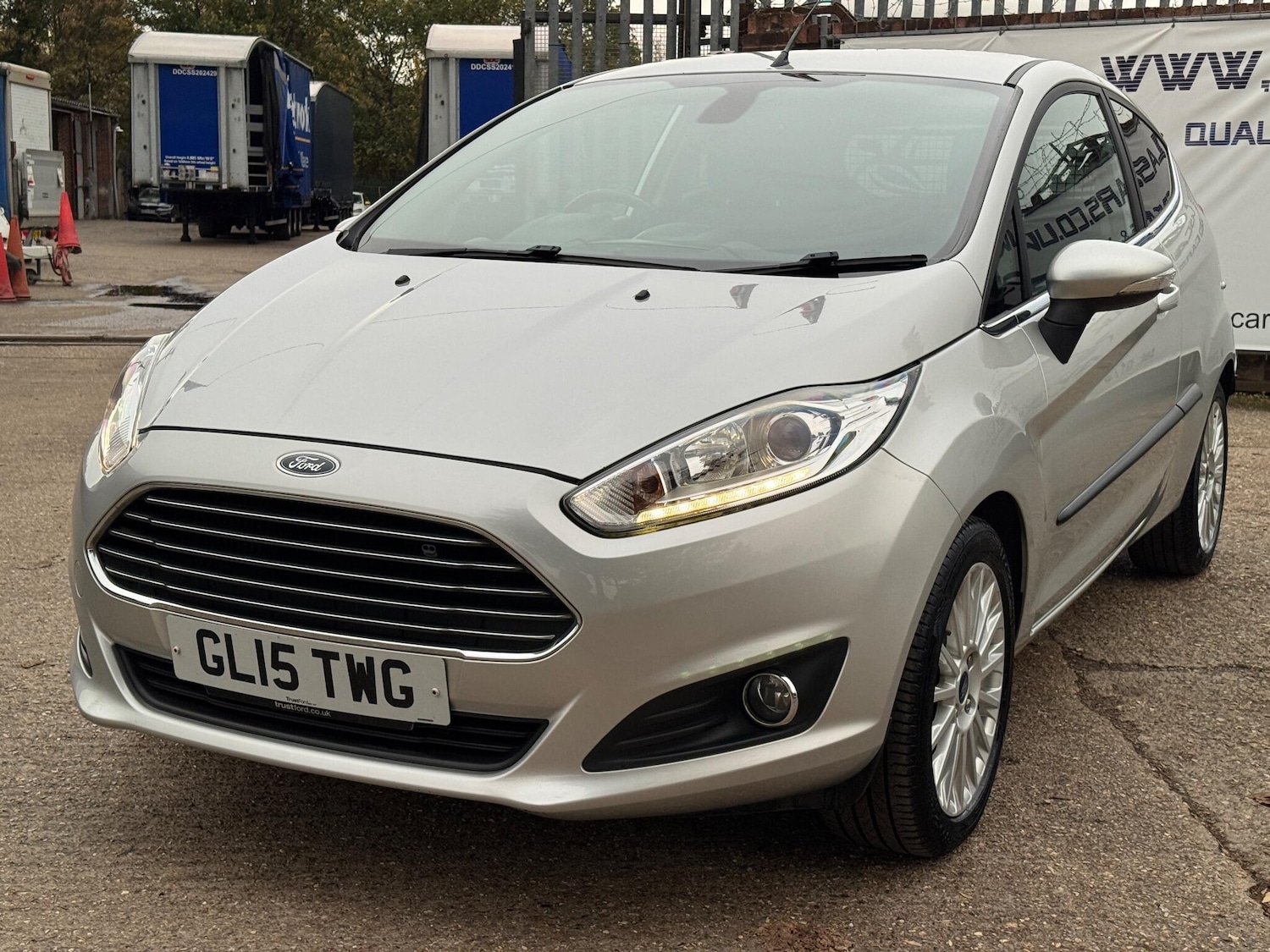 Used Ford Fiesta 2015 for sale - 76326265: Photo 3