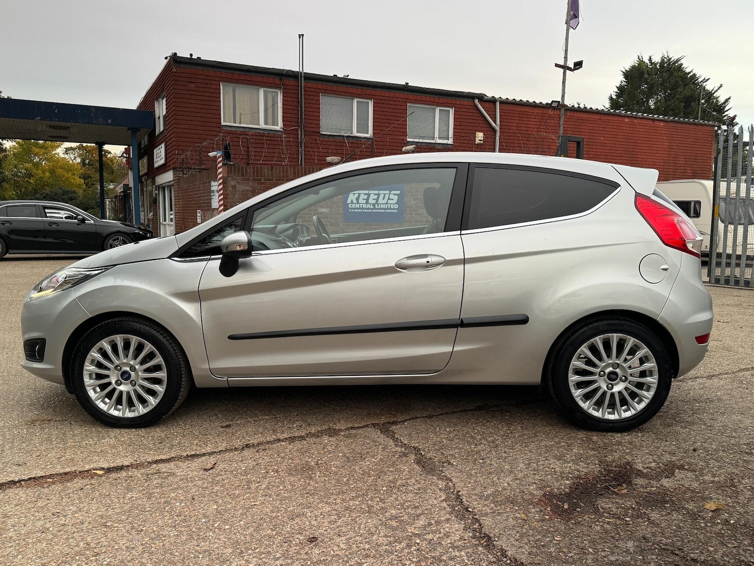 Used Ford Fiesta 2015 for sale - 76326265: Photo 6