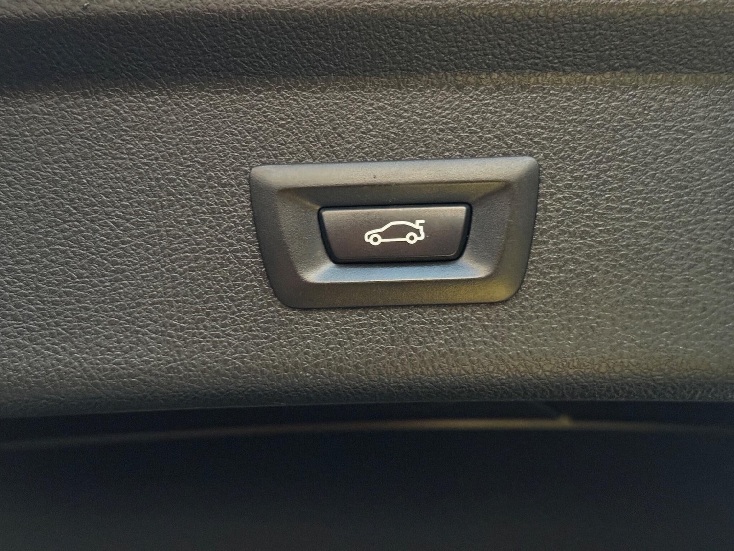 Used BMW 3 Series Gran Turismo 2017 for sale - 76108847: Photo 21