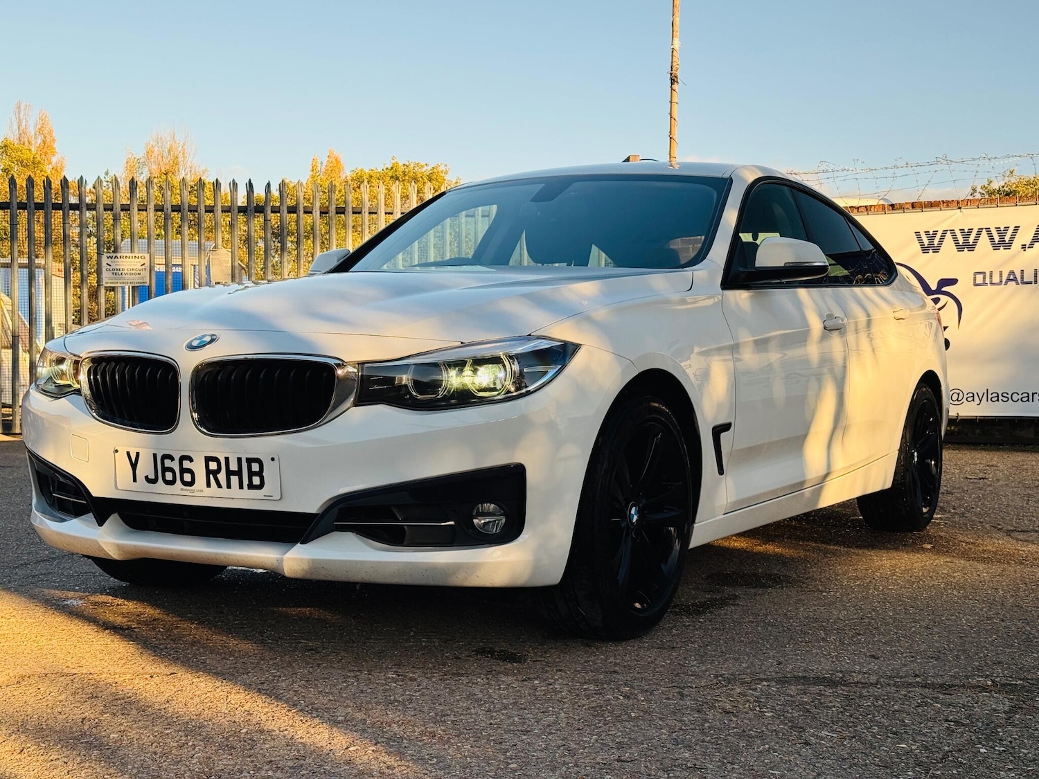 Used BMW 3 Series Gran Turismo 2017 for sale - 76108847: Photo 3