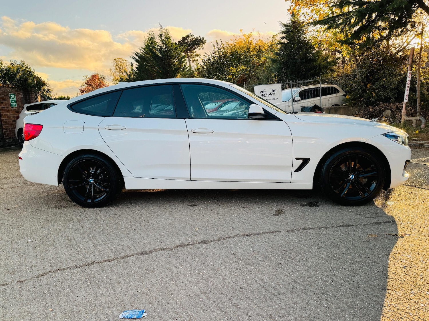 Used BMW 3 Series Gran Turismo 2017 for sale - 76108847: Photo 9