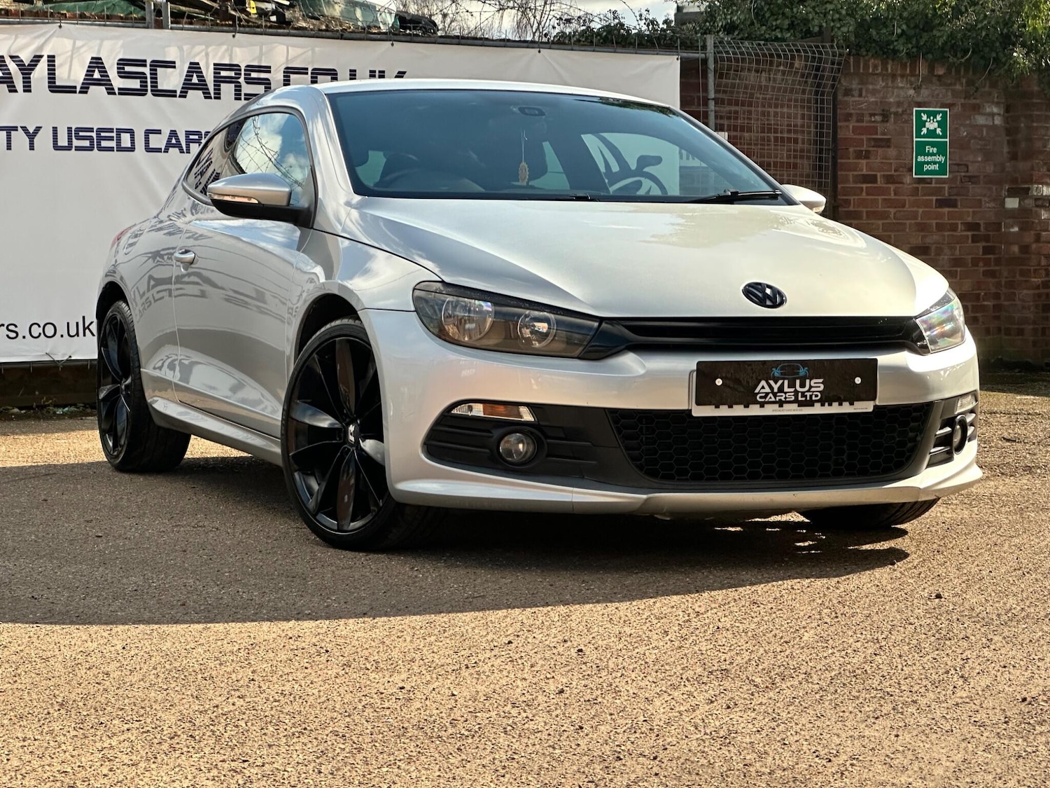 Used Volkswagen Scirocco 2014 for sale - 77722817: Photo 1