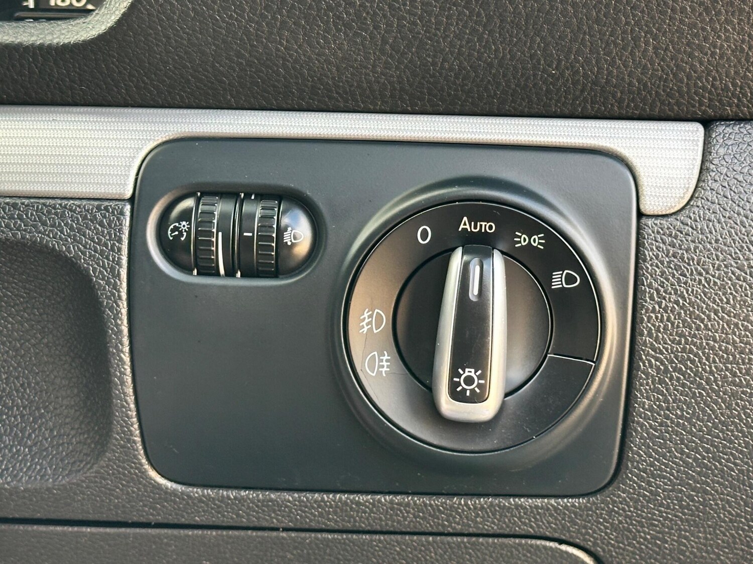 Used Volkswagen Scirocco 2014 for sale - 77722817: Photo 29