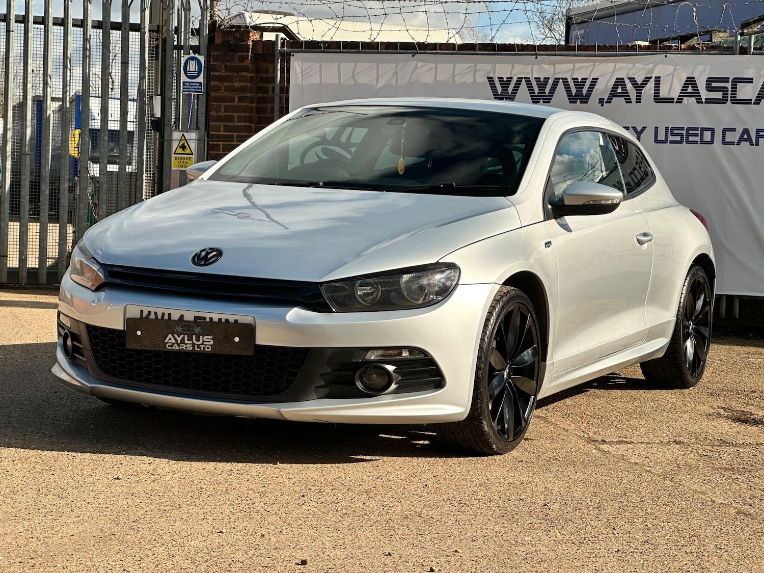 Used Volkswagen Scirocco 2014 for sale - 77722817: Photo 3