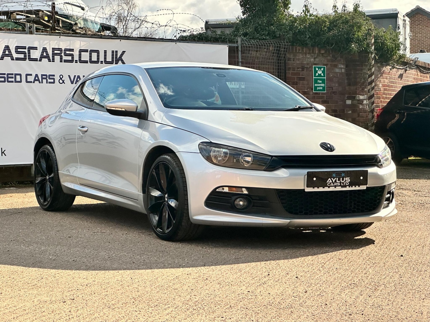 Used Volkswagen Scirocco 2014 for sale - 77722817: Photo 5