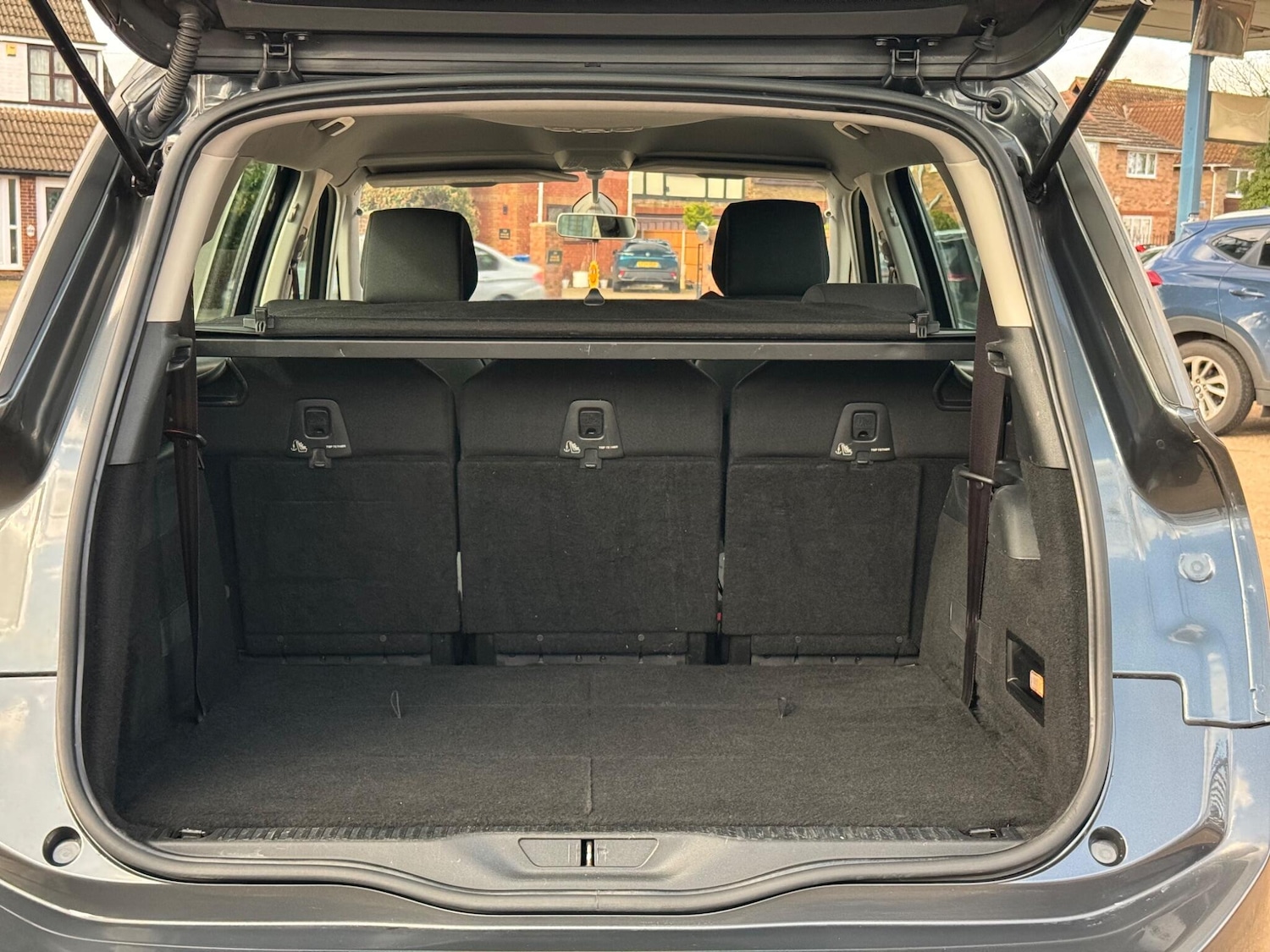 Used Citroen Grand C4 Picasso 2016 for sale - 77657670: Photo 16