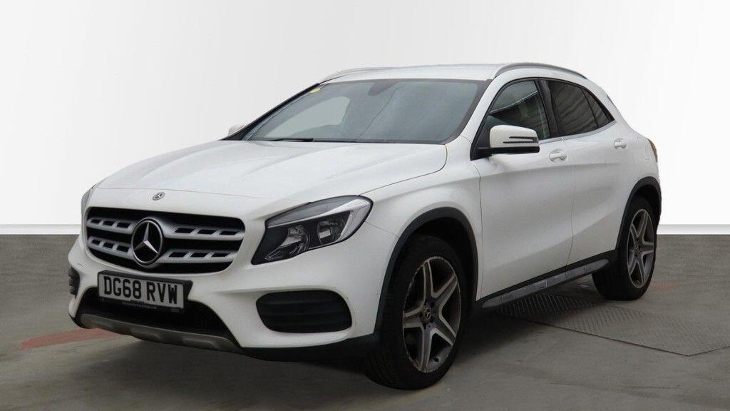 Used Mercedes-Benz GLA 2018 for sale - 76839693: Photo 2