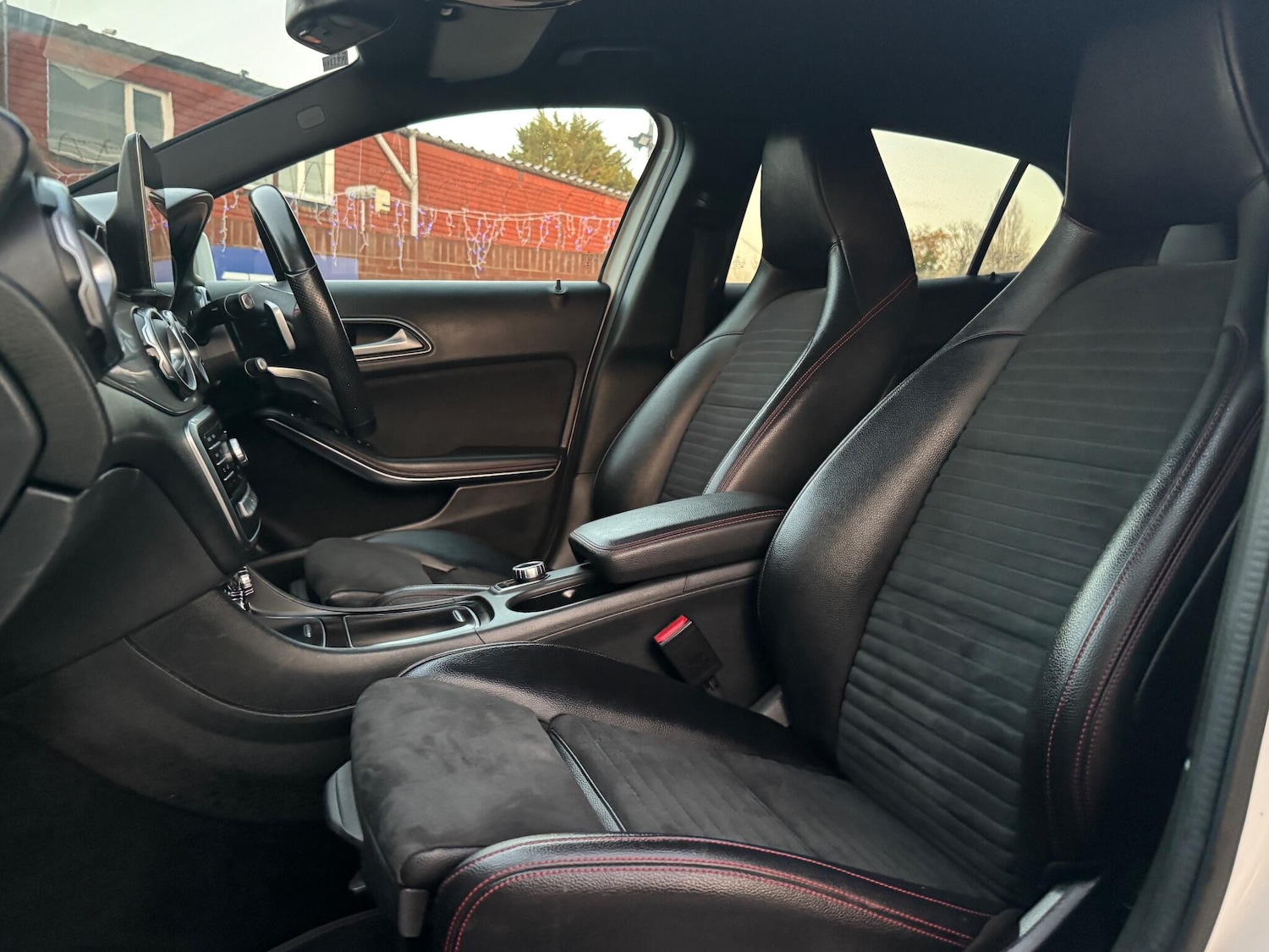 Used Mercedes-Benz GLA 2018 for sale - 76839693: Photo 38