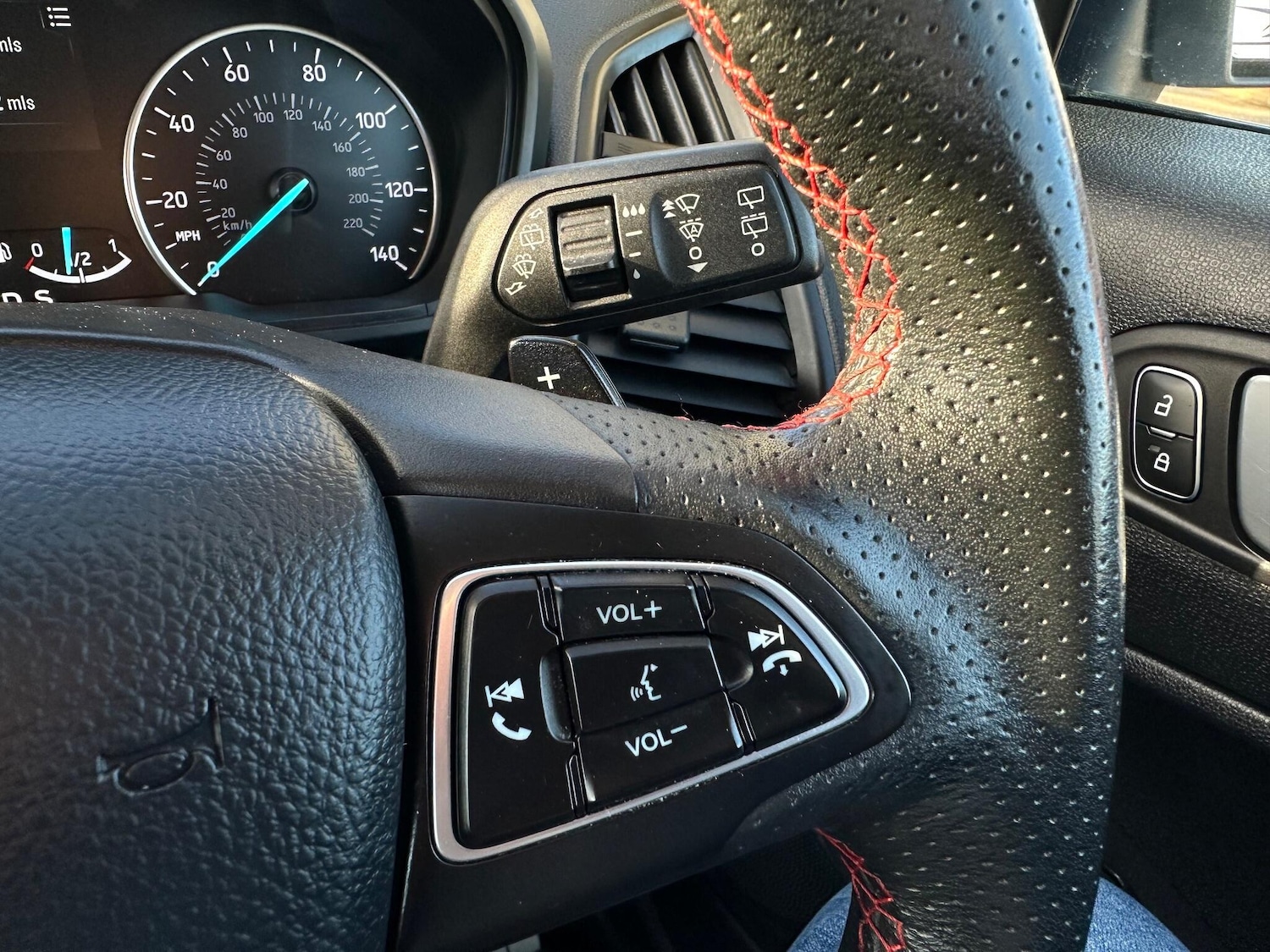 Used Ford Ecosport 2018 for sale - 76371504: Photo 18