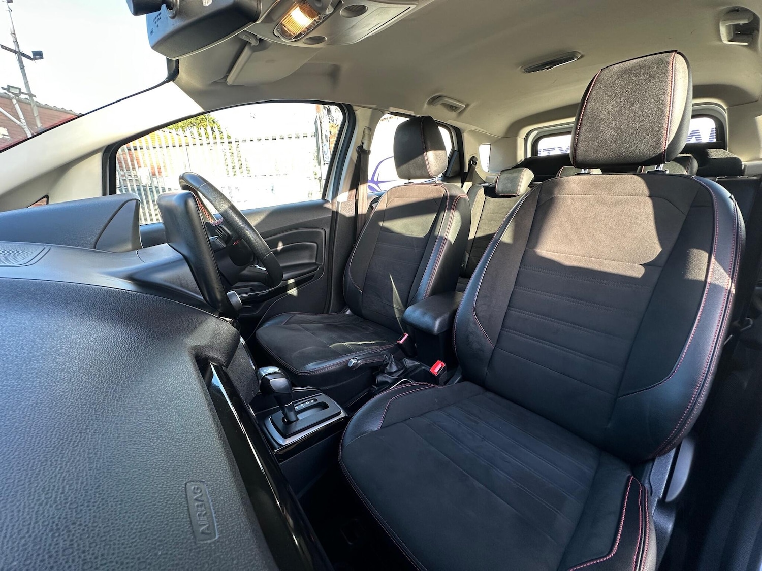 Used Ford Ecosport 2018 for sale - 76371504: Photo 34