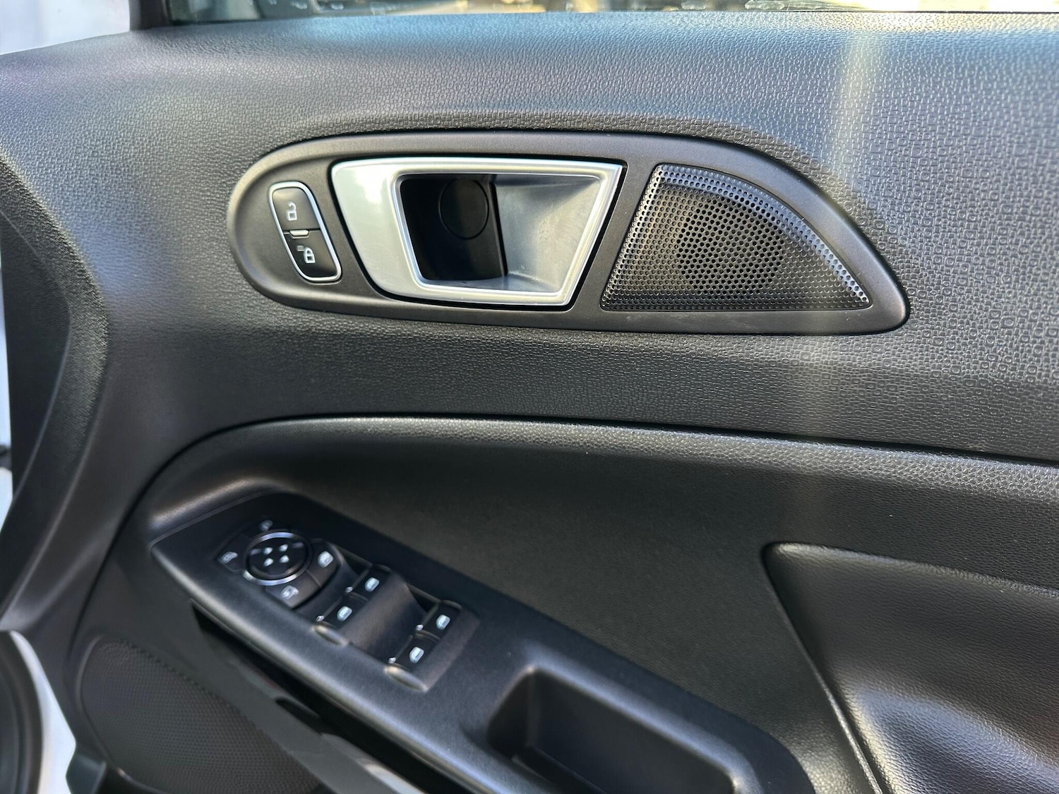 Used Ford Ecosport 2018 for sale - 76371504: Photo 41