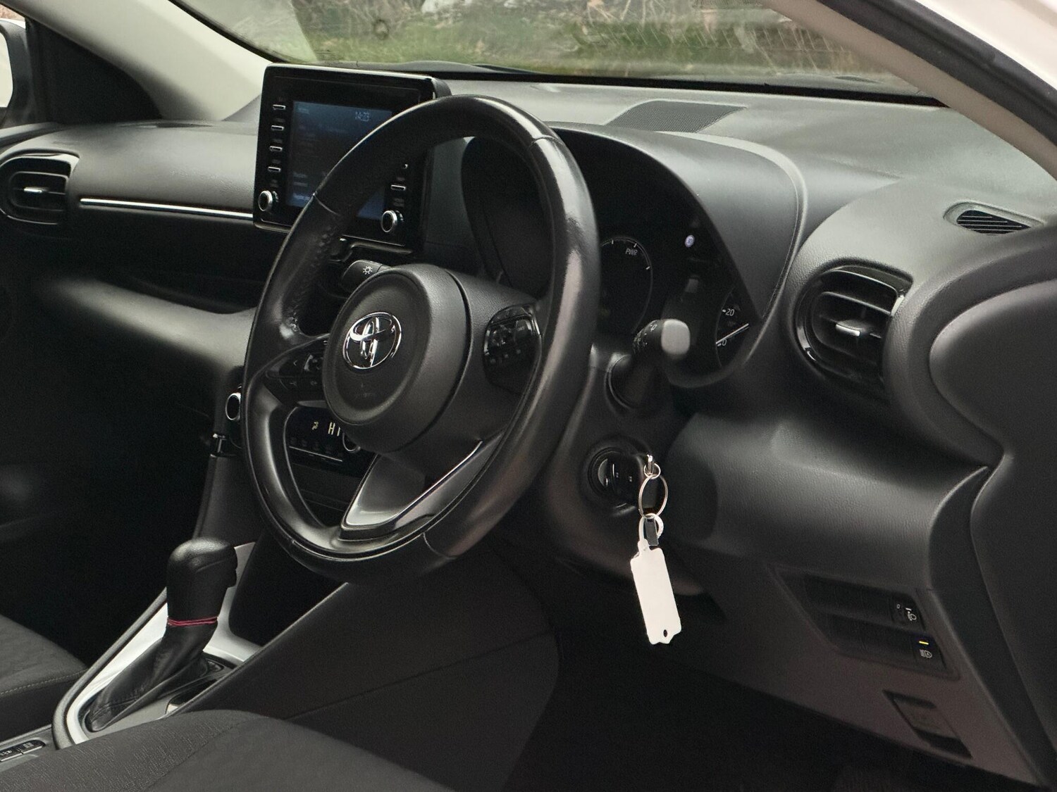 Used Toyota Yaris 2022 for sale - 76270006: Photo 18