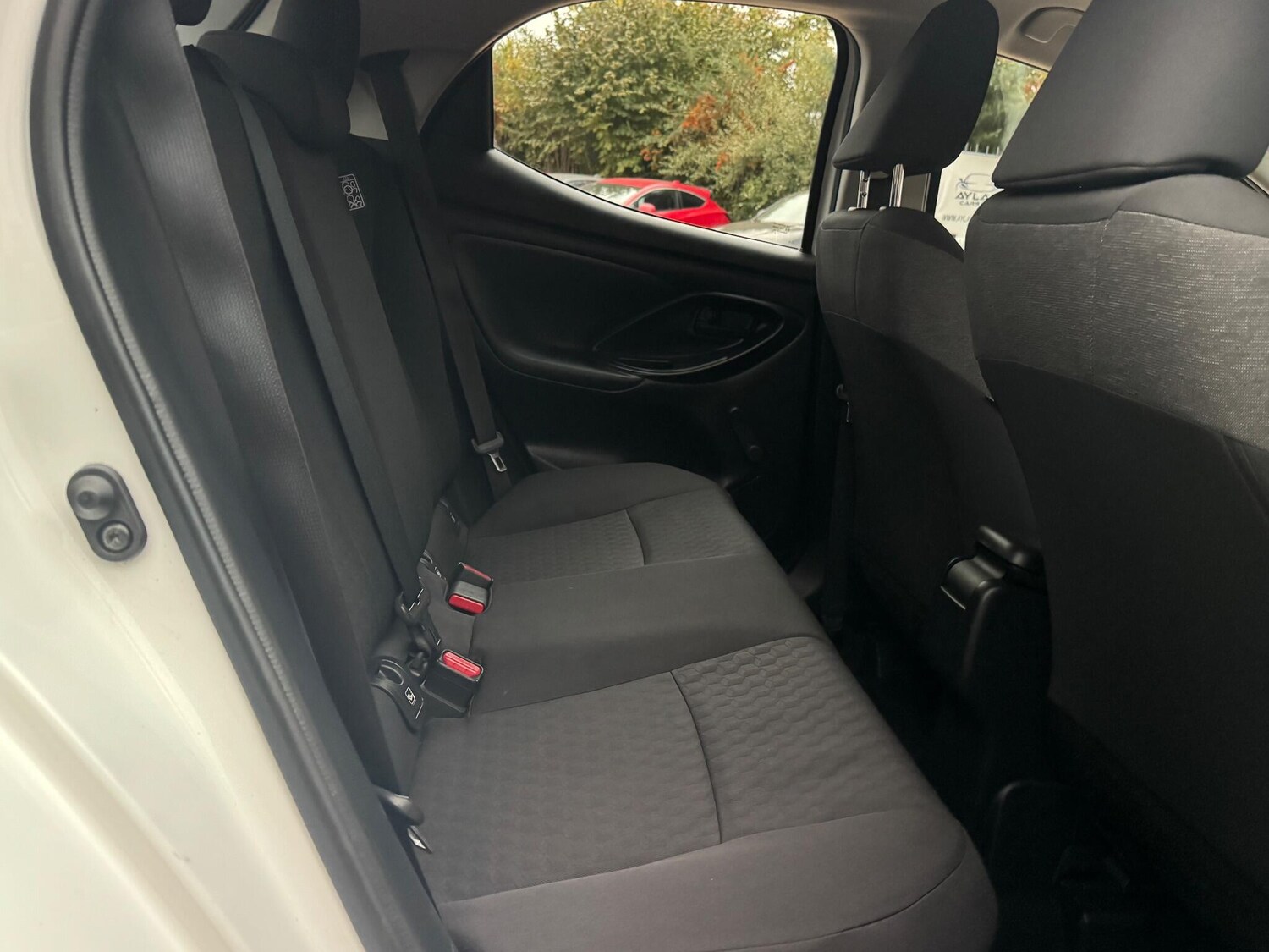 Used Toyota Yaris 2022 for sale - 76270006: Photo 19