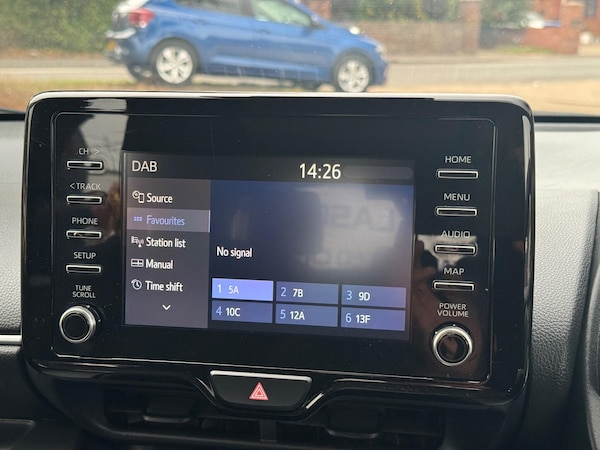 Used Toyota Yaris 2022 for sale - 76270006: Photo 35