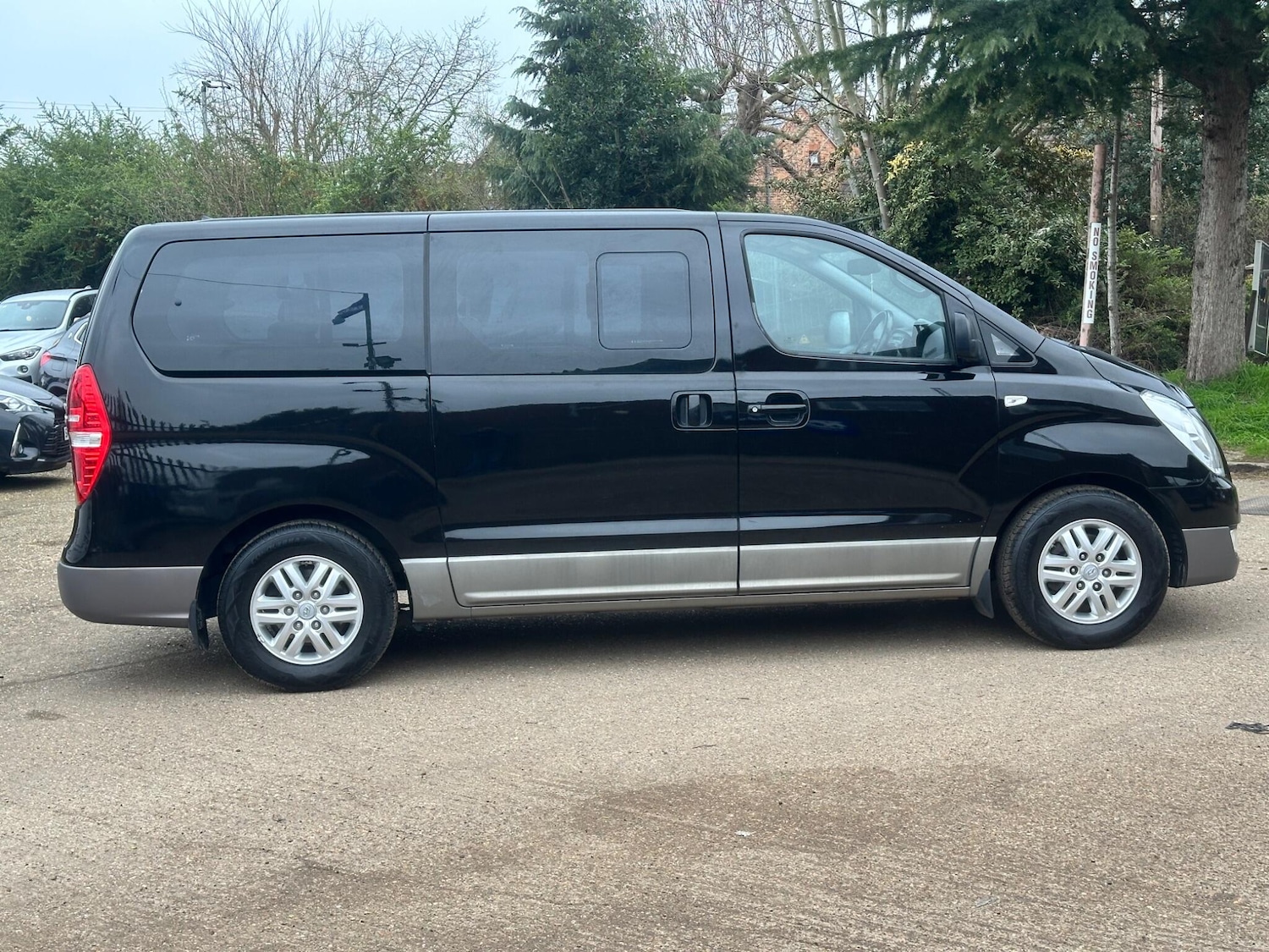 Used Hyundai i800 2016 for sale - 77882802: Photo 11