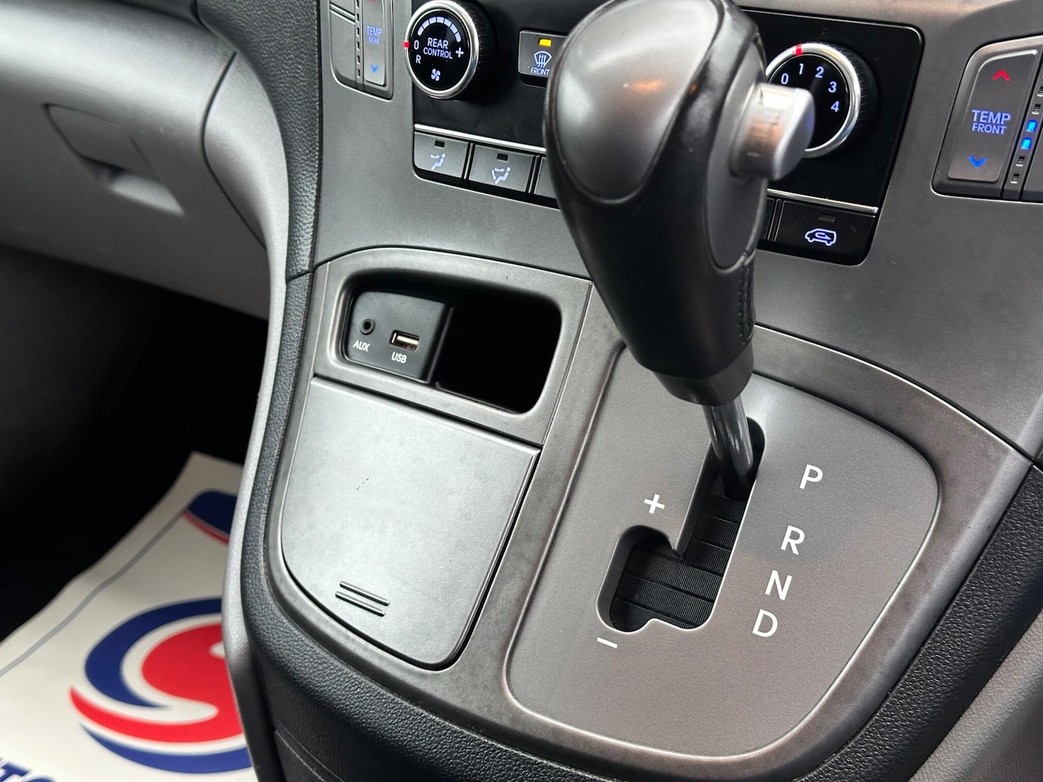 Used Hyundai i800 2016 for sale - 77882802: Photo 16