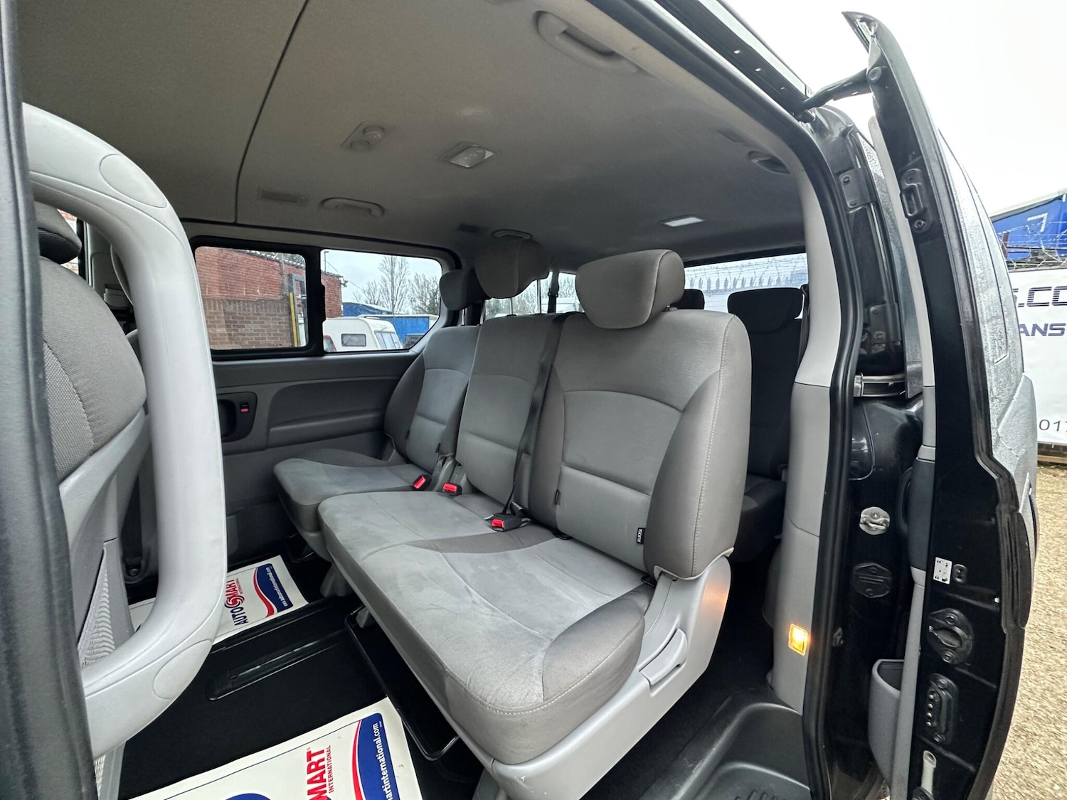 Used Hyundai i800 2016 for sale - 77882802: Photo 23