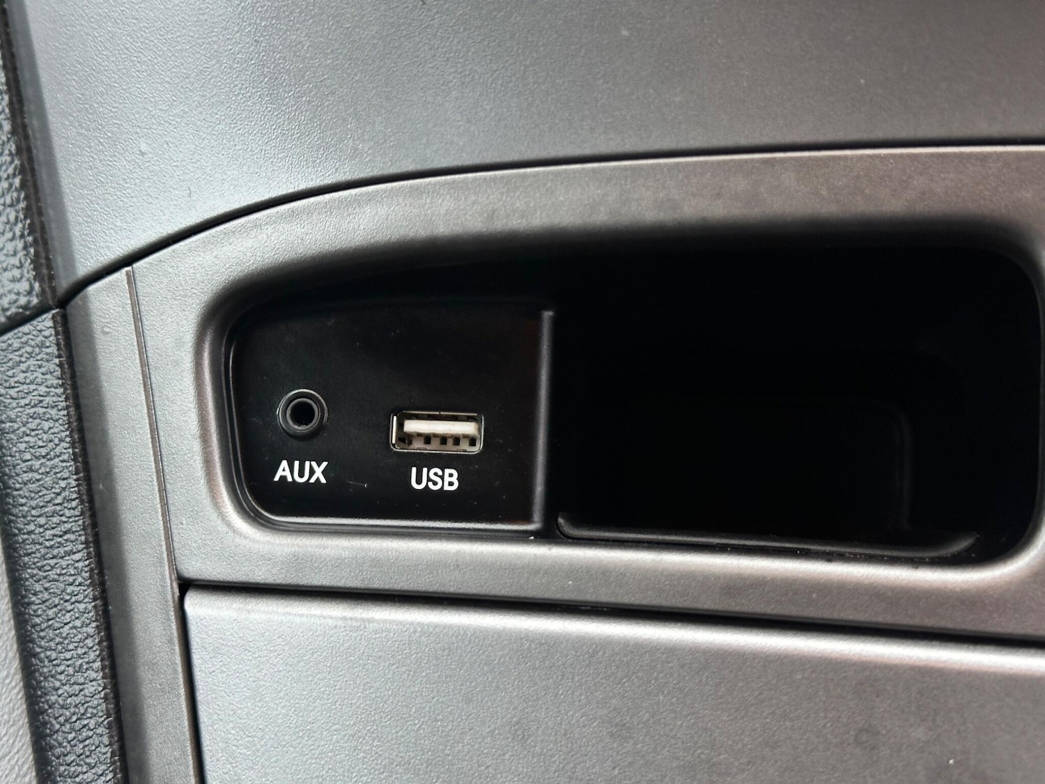 Used Hyundai i800 2016 for sale - 77882802: Photo 32