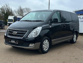 Used Hyundai i800 2016 for sale - 77882802: Photo