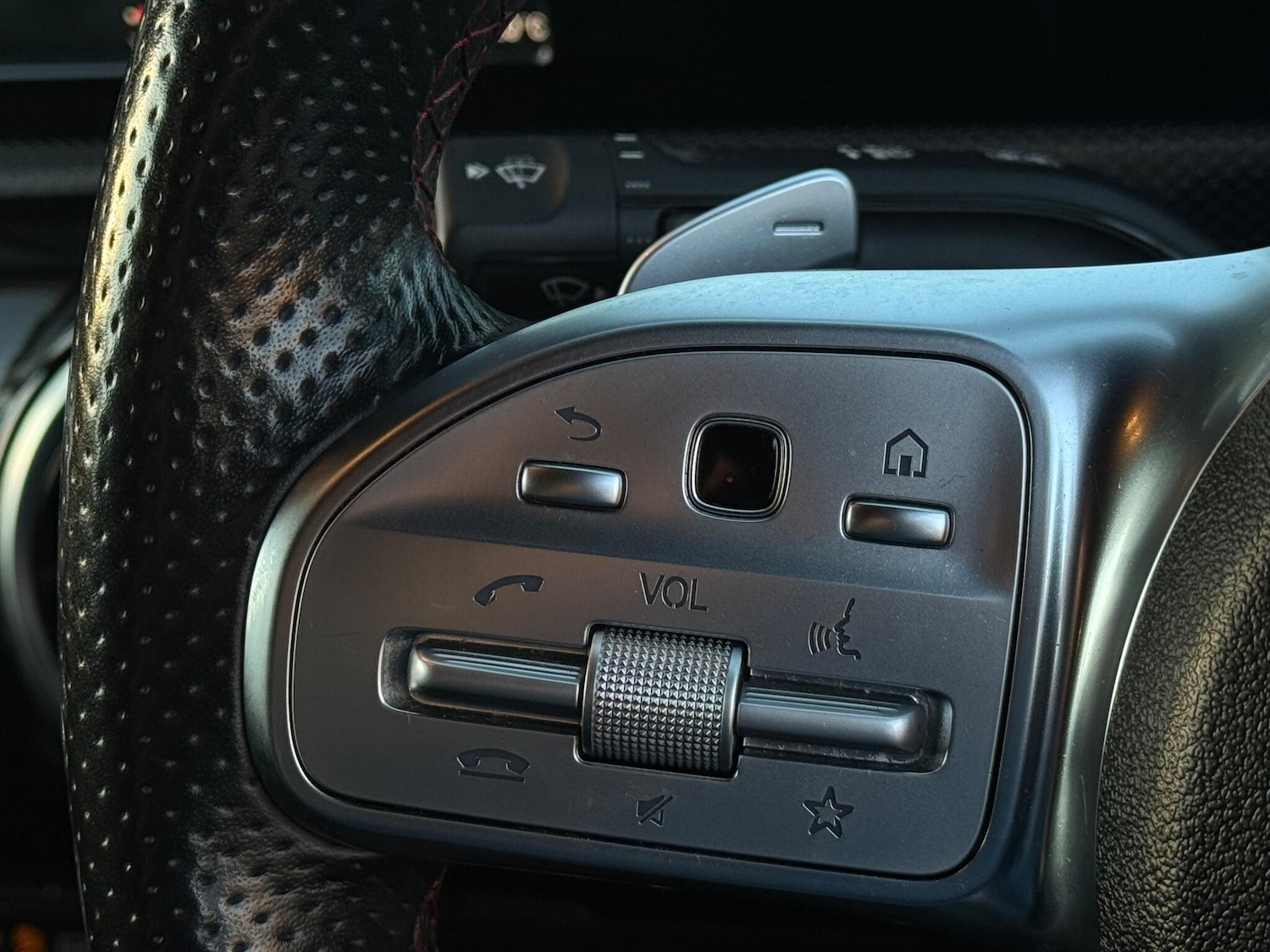 Used Mercedes-Benz A-Class 2018 for sale - 77098025: Photo 16