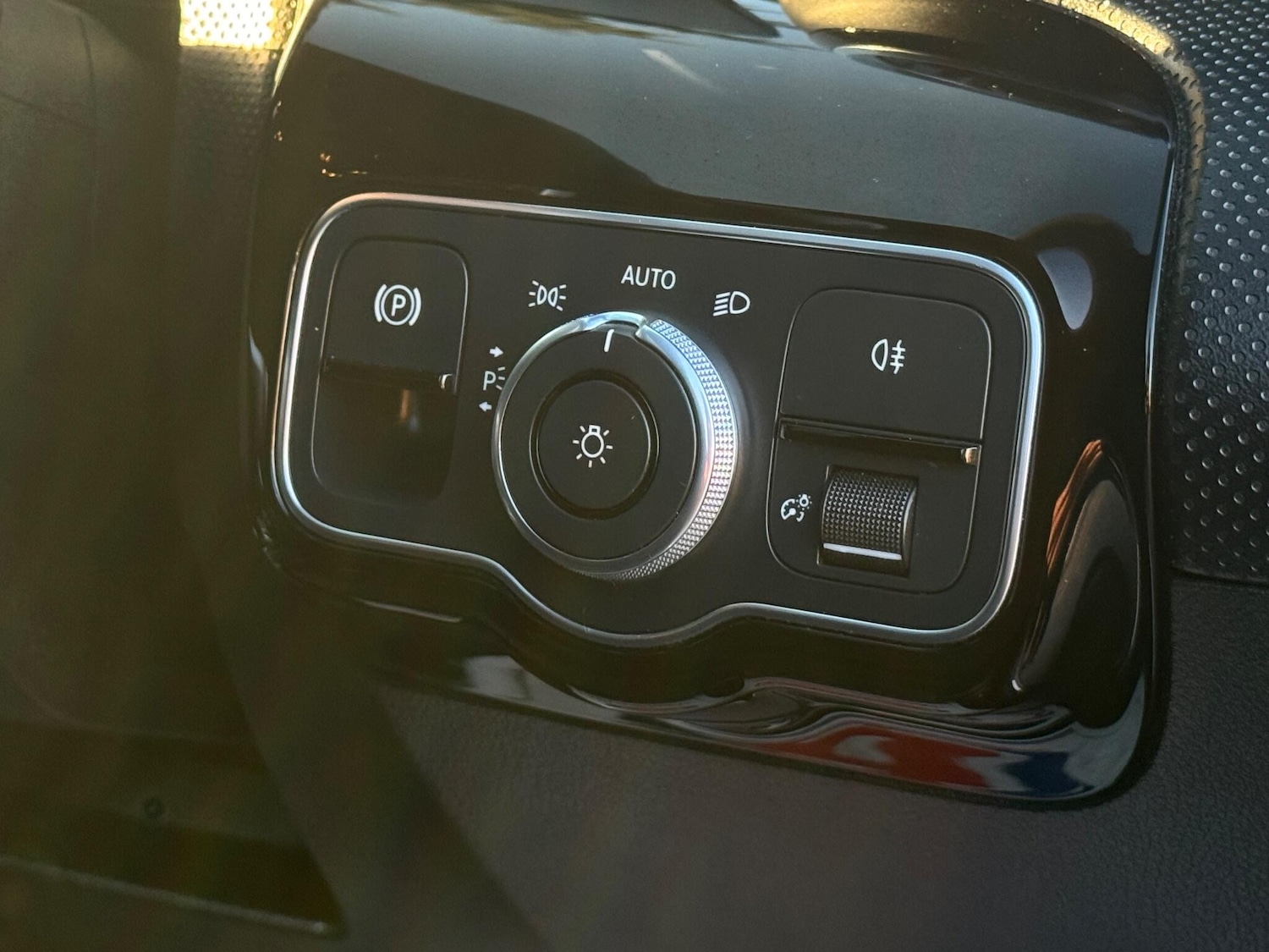 Used Mercedes-Benz A-Class 2018 for sale - 77098025: Photo 19